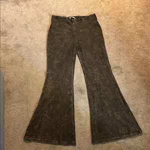 Chatoyant Black and Gray Tie-Dye Pants